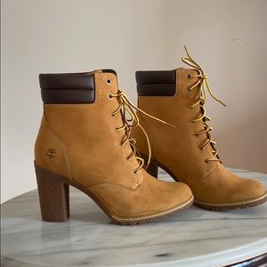 Timberland- Heel Boot